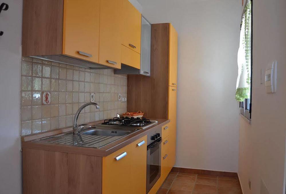 Residence Blue Pearl Камерота Екстер'єр фото